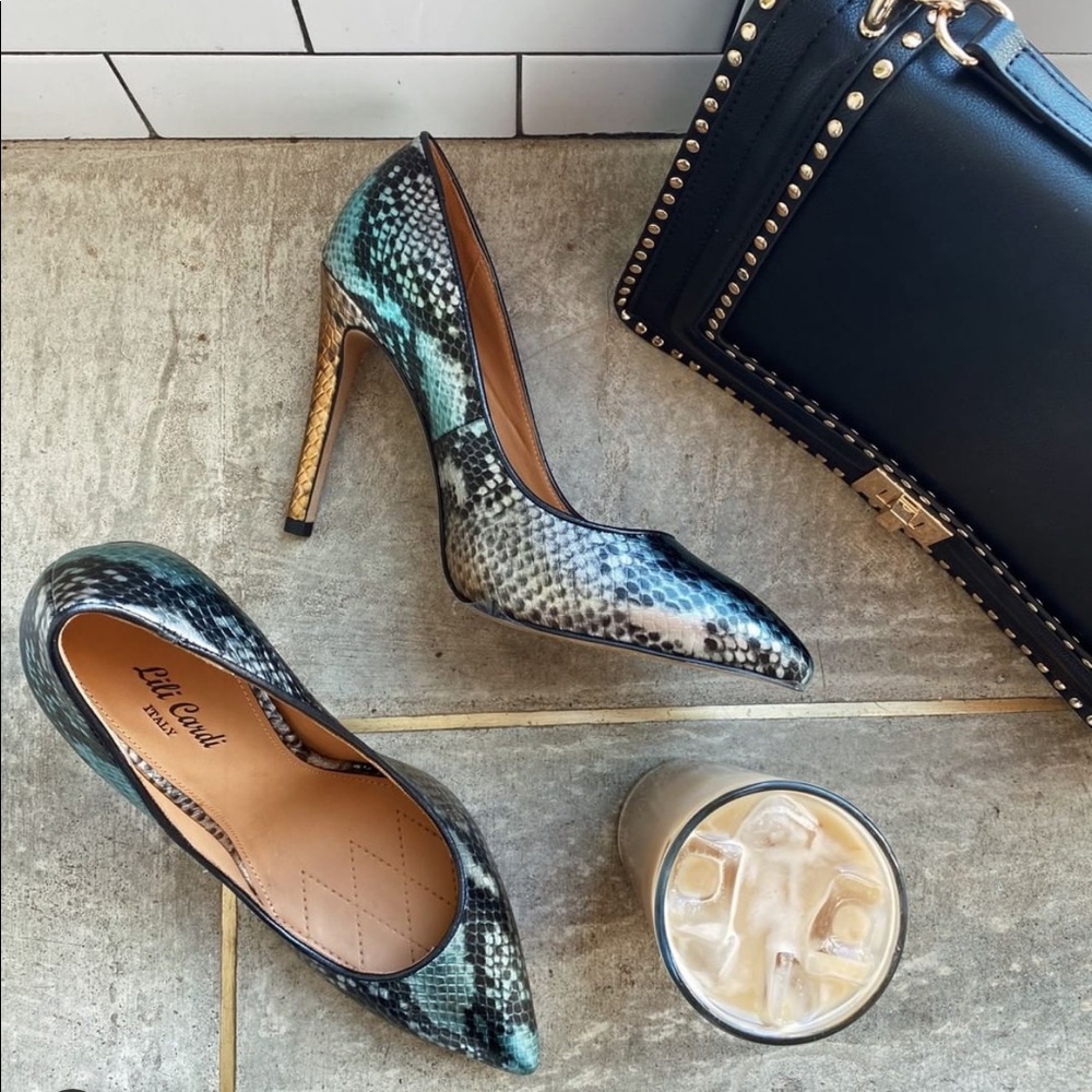 NWT Italian leather heels